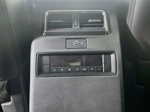 Used 2025 MAZDA CX-90 3.3 Turbo w/ Preferred Package AWD/4WD image 27