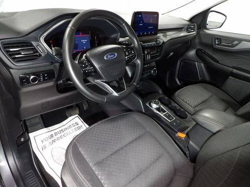 Used 2023 Ford Escape Active image 11