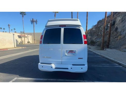 Used 2024 GMC Savana 2500 Extended w/ Driver Convenience Package RWD image 7