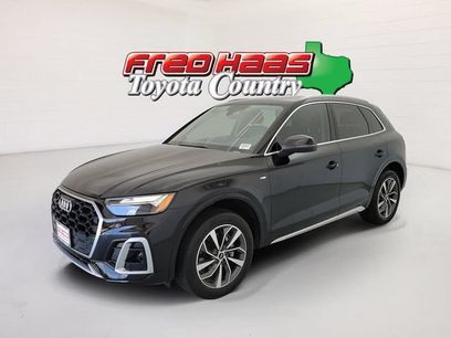 Used 2024 Audi Q5 2.0T Premium w/ Convenience Package