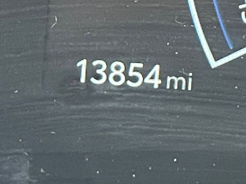 Used 2025 Toyota Camry SE image 40