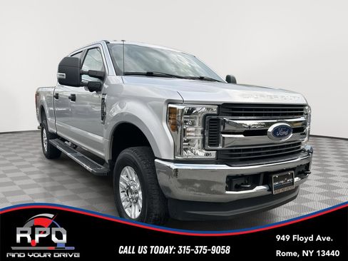 Used 2018 Ford F250 XL w/ STX Appearance Package AWD/4WD image 7