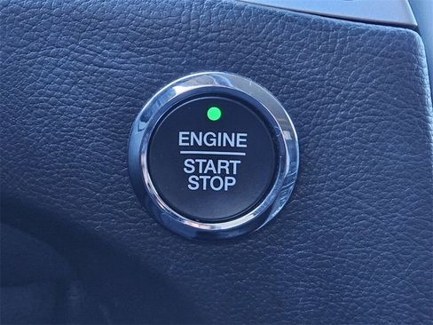 Used 2022 Ford Edge SEL w/ Convenience Package image 21