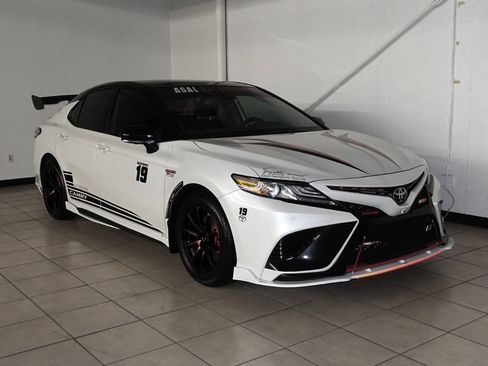 Used 2019 Toyota Camry XSE w/ Driver Assist Package FWD image 11