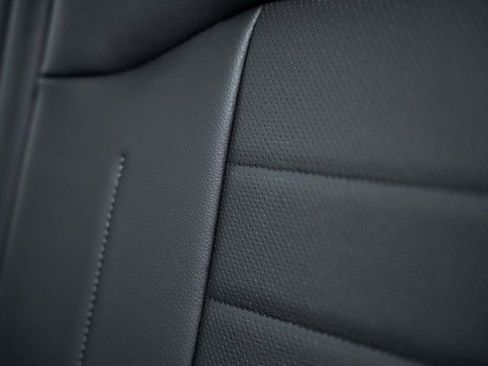 Used 2025 Kia Sportage SX Prestige image 32