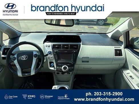 Used 2012 Toyota Prius V Five FWD image 12