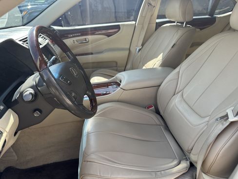 Used 2011 Lexus LS 460 AWD w/ Luxury Value Edition image 15