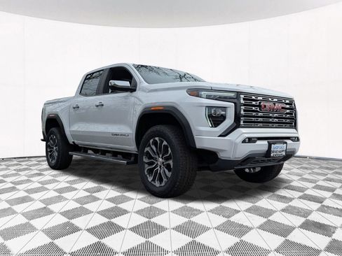 New 2026 GMC Canyon Denali AWD/4WD image 17
