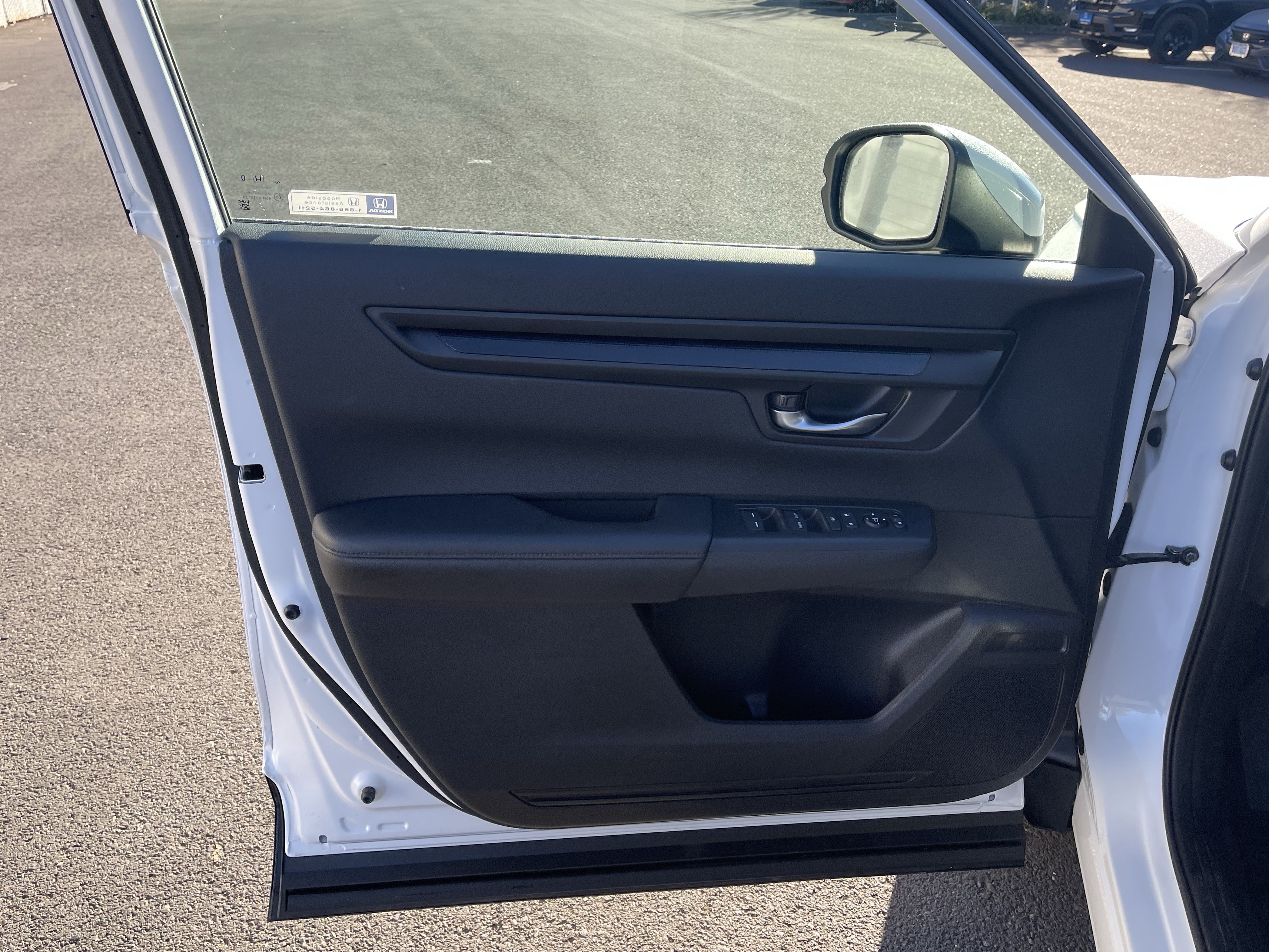 Used 2024 Honda CR-V EX image 16