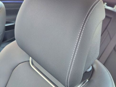 Used 2026 Genesis GV70 2.5T image 11