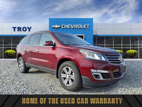 Used 2015 Chevrolet Traverse LT image 1