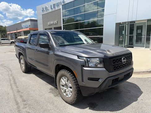 Used 2022 Nissan Frontier S w/ Technology Package AWD/4WD image 1