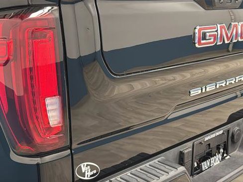 Used 2023 GMC Sierra 1500 AT4 w/ AT4 Premium Package AWD/4WD image 43