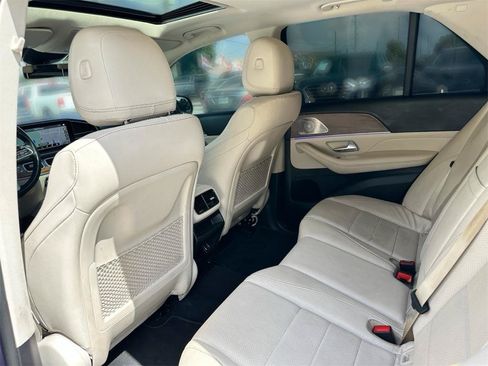 Used 2022 Mercedes-Benz GLE 450 4MATIC w/ Premium Package image 21