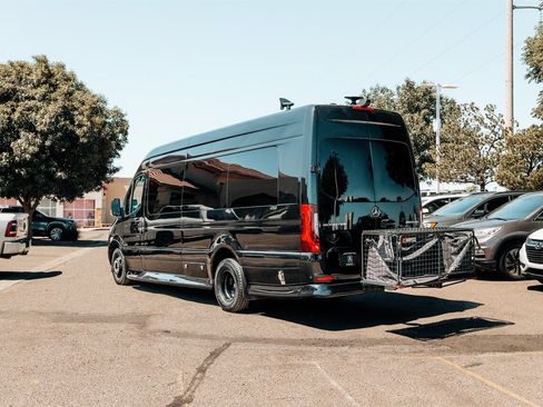 Used 2024 Mercedes-Benz Sprinter 3500 image 5