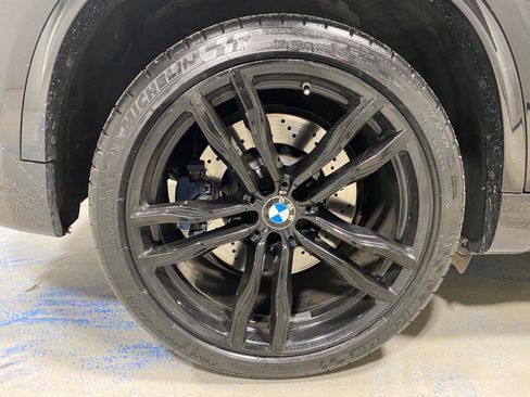 Used 2018 BMW X5 M image 30