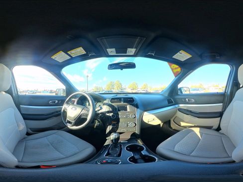 Used 2018 Ford Explorer Base image 33