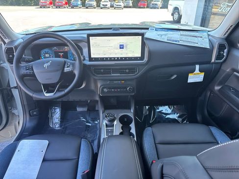 New 2025 Ford Bronco Sport Outer Banks w/ Outer Banks Tech Package+ image 23