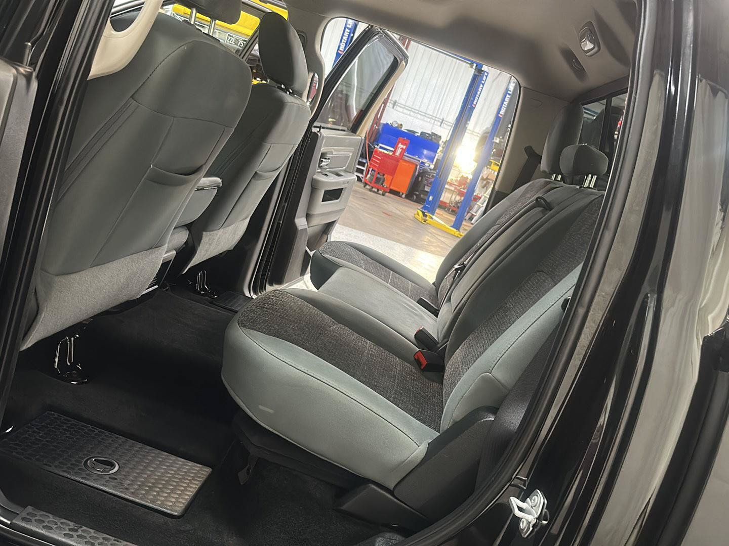 Certified 2017 RAM 1500 Big Horn AWD/4WD image 30