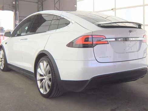 Used 2017 Tesla Model X 100D AWD/4WD image 10