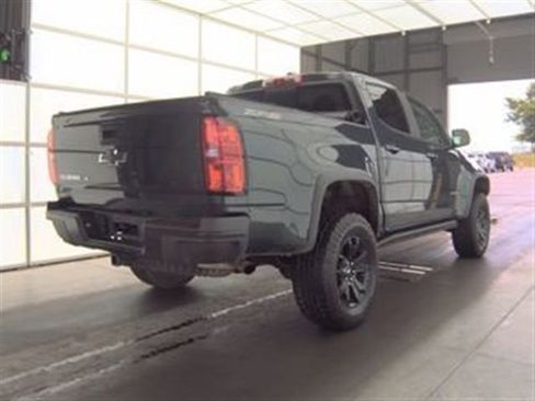 Used 2018 Chevrolet Colorado ZR2 w/ ZR2 Dusk Special Edition AWD/4WD image 2