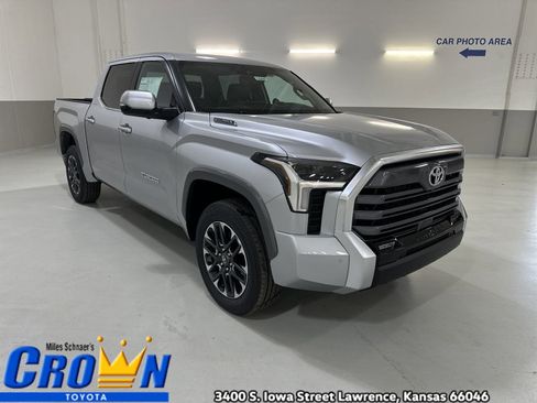 New 2025 Toyota Tundra Limited image 4