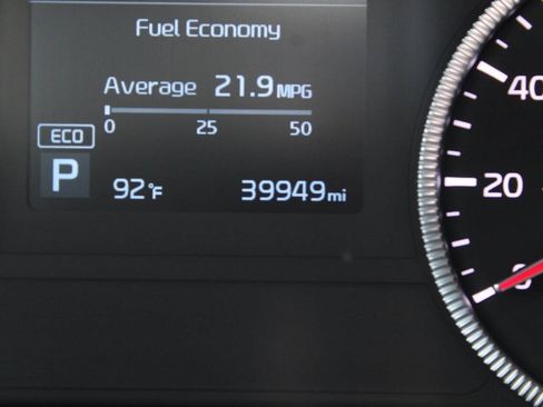 Used 2022 Kia Telluride EX w/ Towing Package AWD/4WD image 8