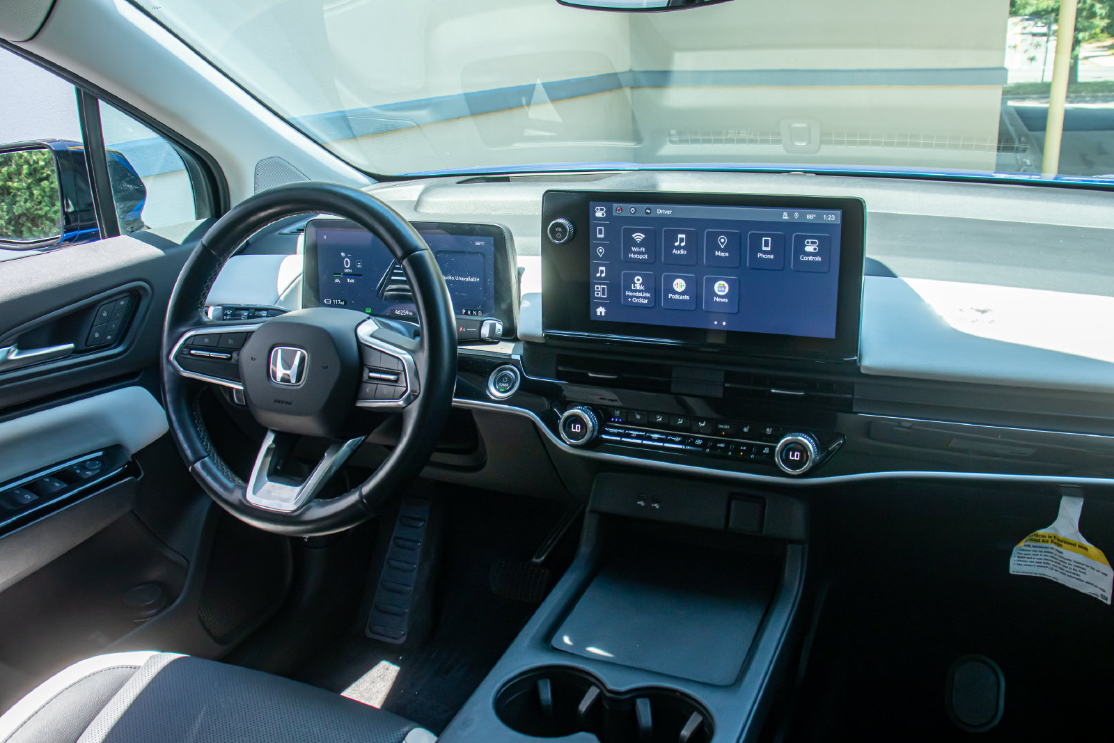 Used 2024 Honda Prologue Elite image 3