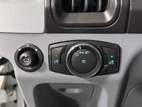 Used 2018 Ford Transit 350 XL RWD image 29