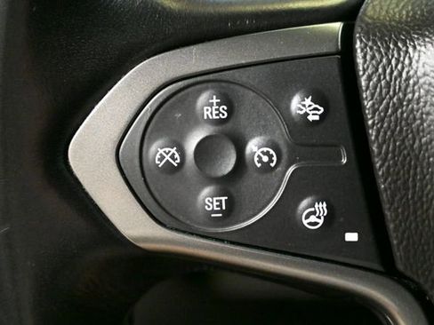 Used 2019 Chevrolet Suburban Premier AWD/4WD image 39