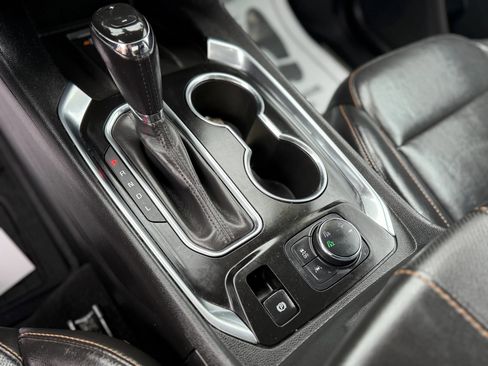 Used 2020 Chevrolet Traverse Premier image 30