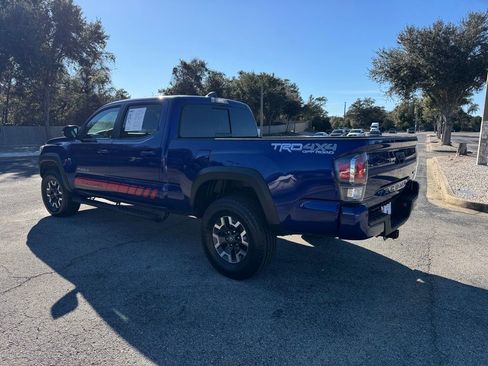 Used 2022 Toyota Tacoma TRD Off-Road image 6