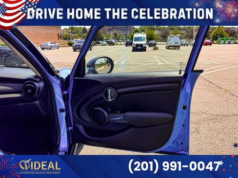 Used 2016 MINI Cooper 4-Door Hardtop FWD image 12