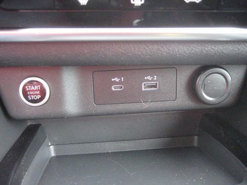 Used 2021 Nissan Rogue S AWD/4WD image 15