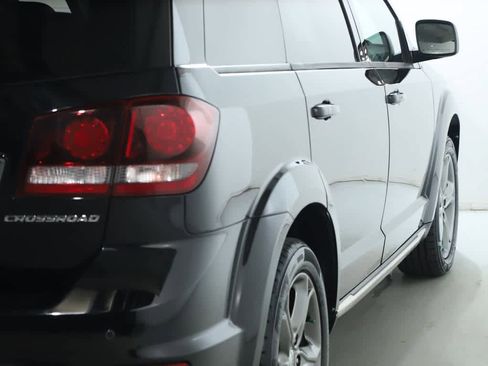 Used 2017 Dodge Journey Crossroad w/ Popular Equipment Group image 47