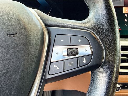 Used 2023 BMW i4 eDrive35 w/ Premium Package image 38