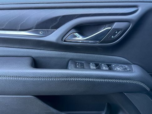 Used 2023 GMC Yukon Denali image 12