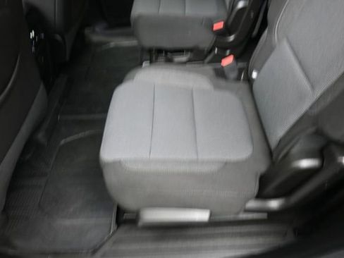 Used 2023 Chevrolet Traverse LT FWD image 22