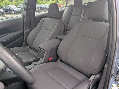 Used 2026 Toyota Corolla LE FWD image 12