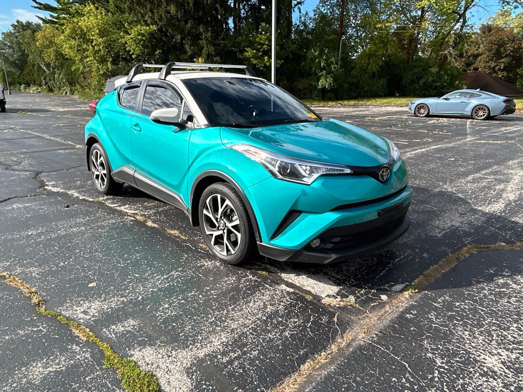 Used 2018 Toyota C-HR XLE FWD image 25