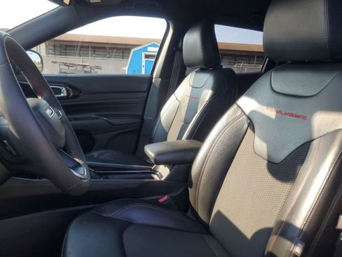 Used 2023 Jeep Compass Trailhawk image 11