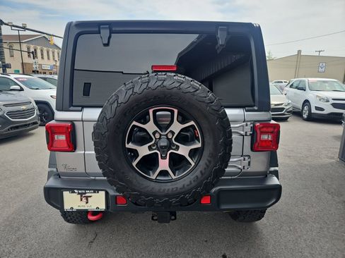 Used 2018 Jeep Wrangler Unlimited Rubicon AWD/4WD image 5