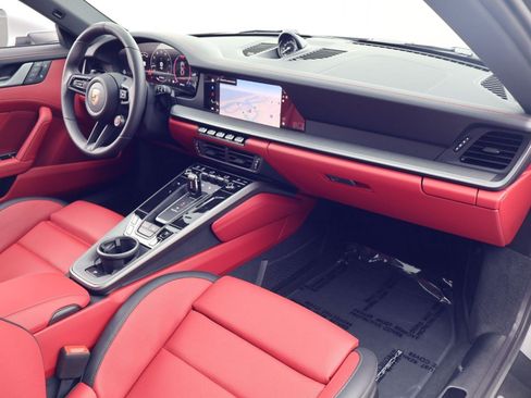 Certified 2026 Porsche 911 Carrera RWD image 24