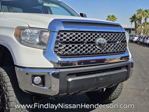 Used 2019 Toyota Tundra SR5 w/ Convenience Package AWD/4WD image 8