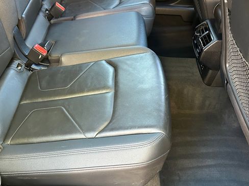 Used 2022 Audi Q3 2.0T Premium w/ Convenience Package image 19