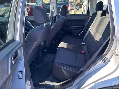 Used 2018 Subaru Forester 2.5i Premium image 21