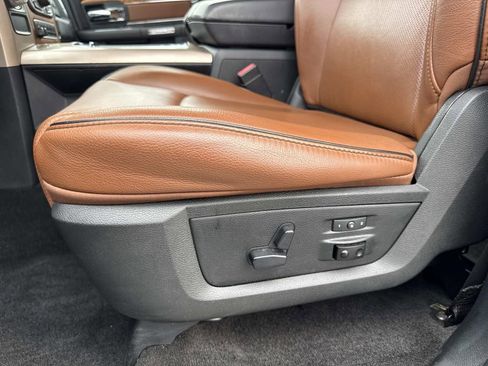 Used 2017 RAM 1500 Laramie Longhorn image 20