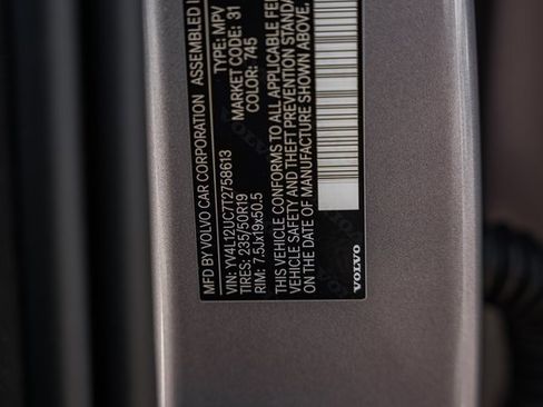 New 2026 Volvo XC40 B5 Plus w/ Protection Package Premier image 42