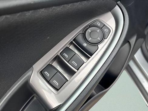 Used 2024 Chevrolet Malibu LT FWD image 15
