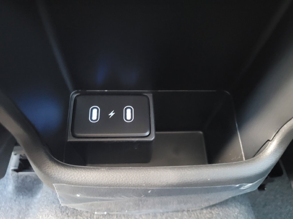 New 2027 Hyundai Kona SEL Sport AWD/4WD image 30